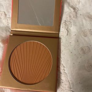 ***Morphe Bronzer***